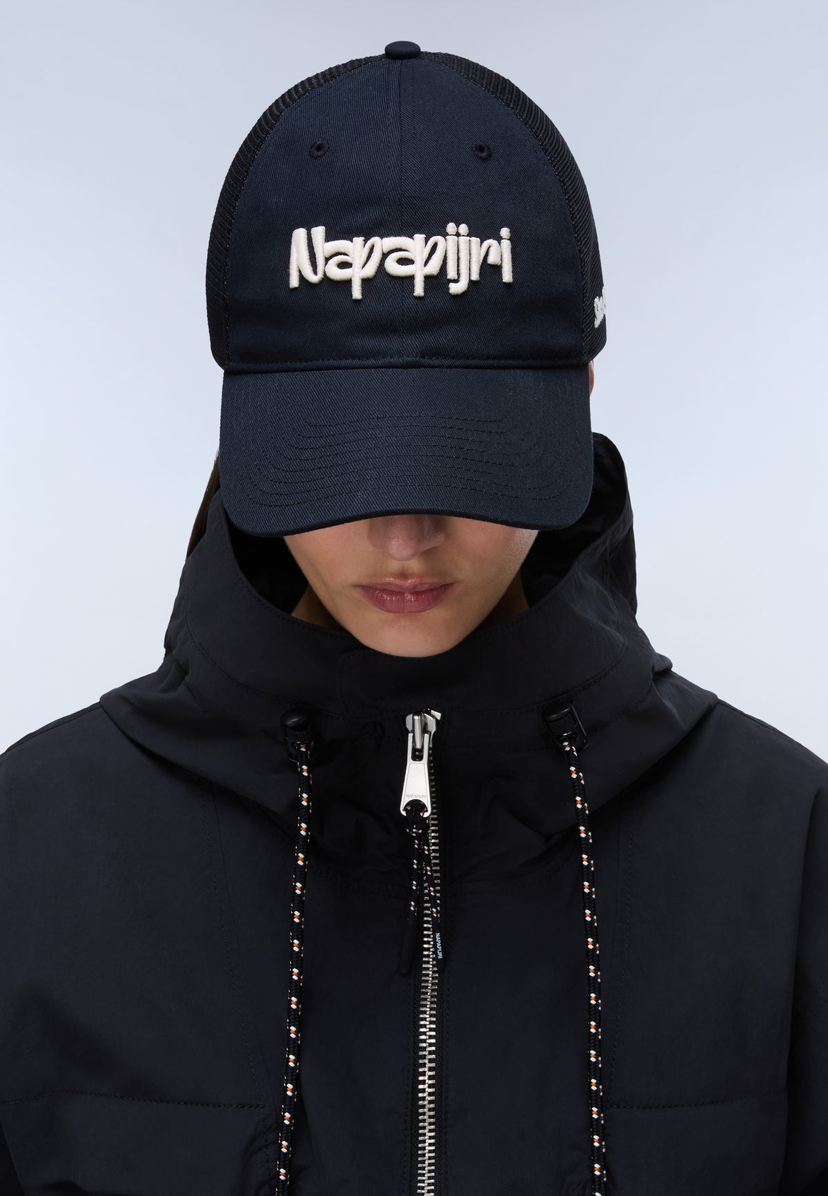 Sol Cap Black - 3