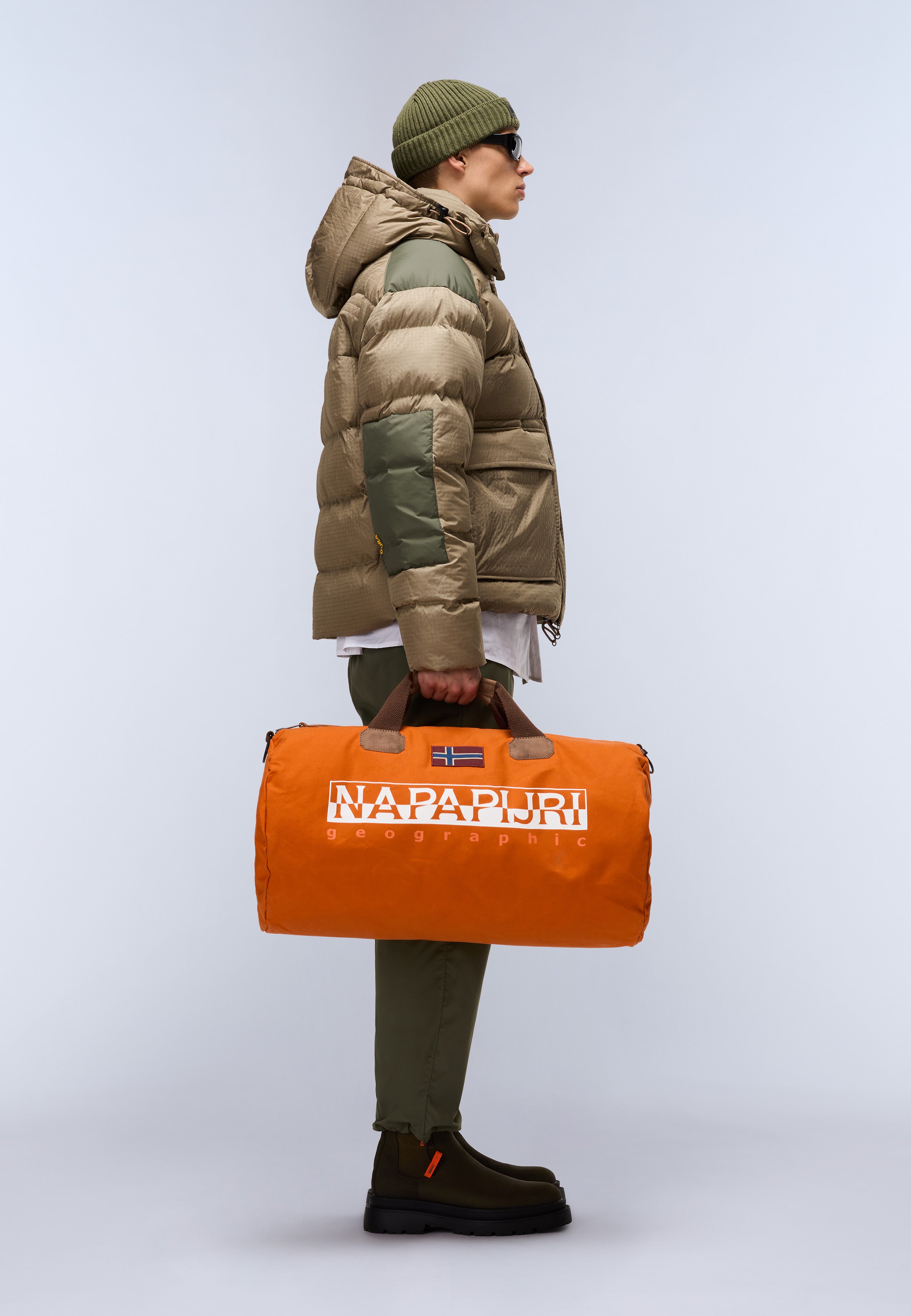 NAPAPIJRI ナパピリバッグ　BERING SAFARI NAPAPIJRI ナパピリバッグ BERING SAFARI