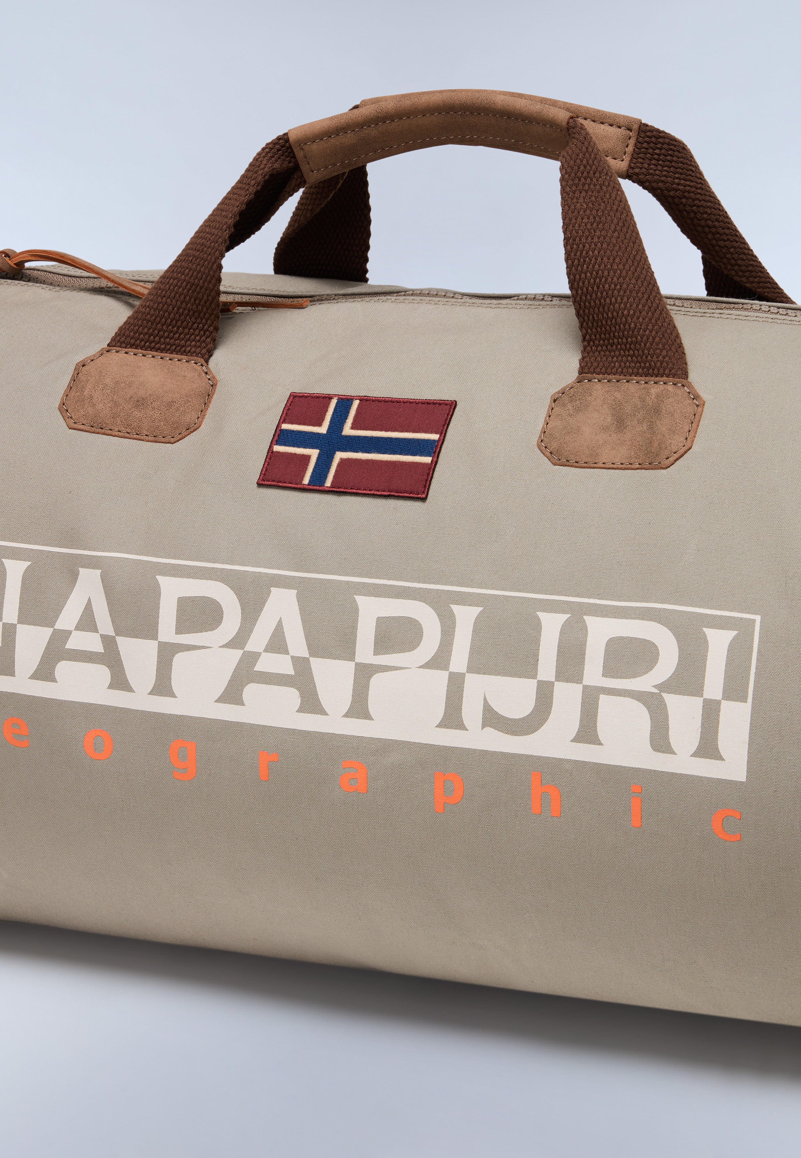 Bering Duffle Bag - 48 Lt | Duffle Bags | Napapijri PT