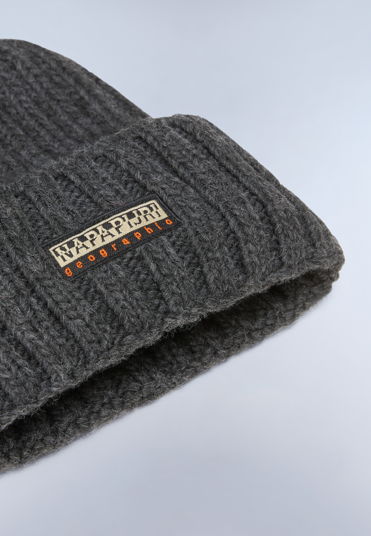 Beanie Fea  - 3