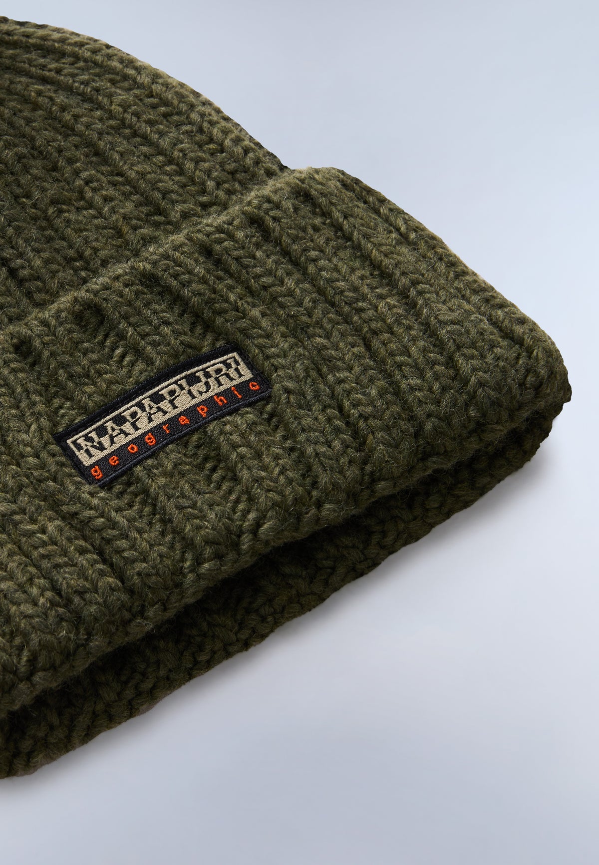 Beanie Fea  - 3