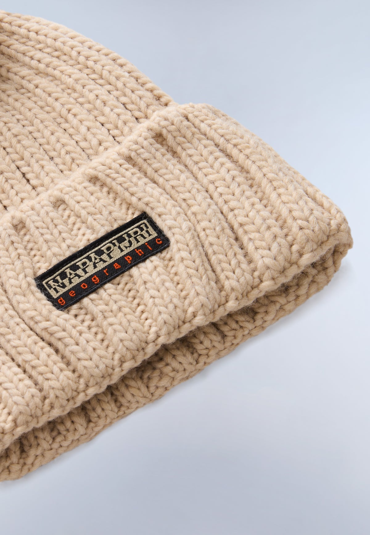 Beanie Fea  - 3