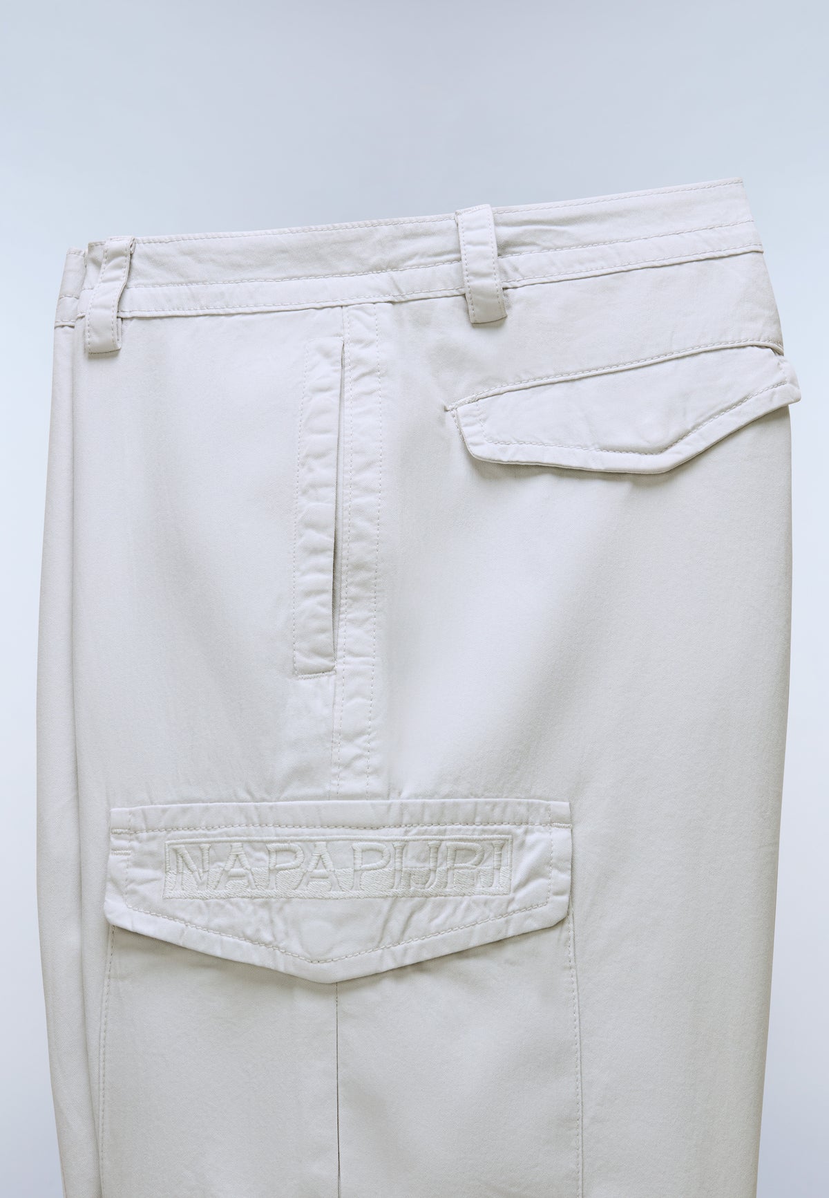 Bermudas Deline Gris Claro - 6