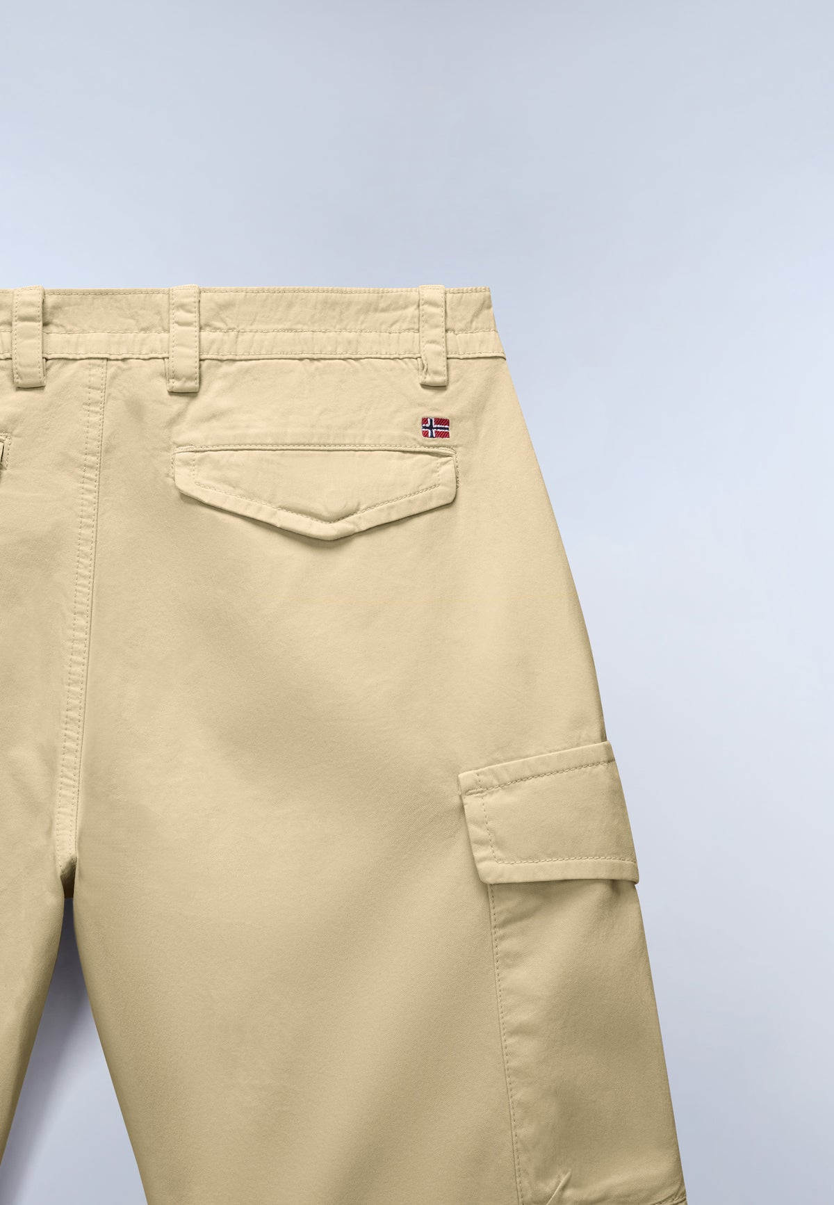 Deline Bermuda Shorts Beige - 7