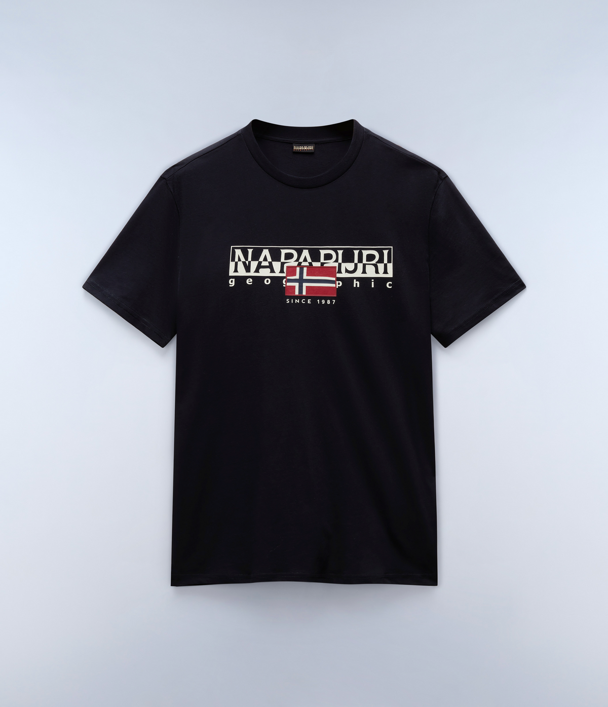 NP0A4HTO041-HERO