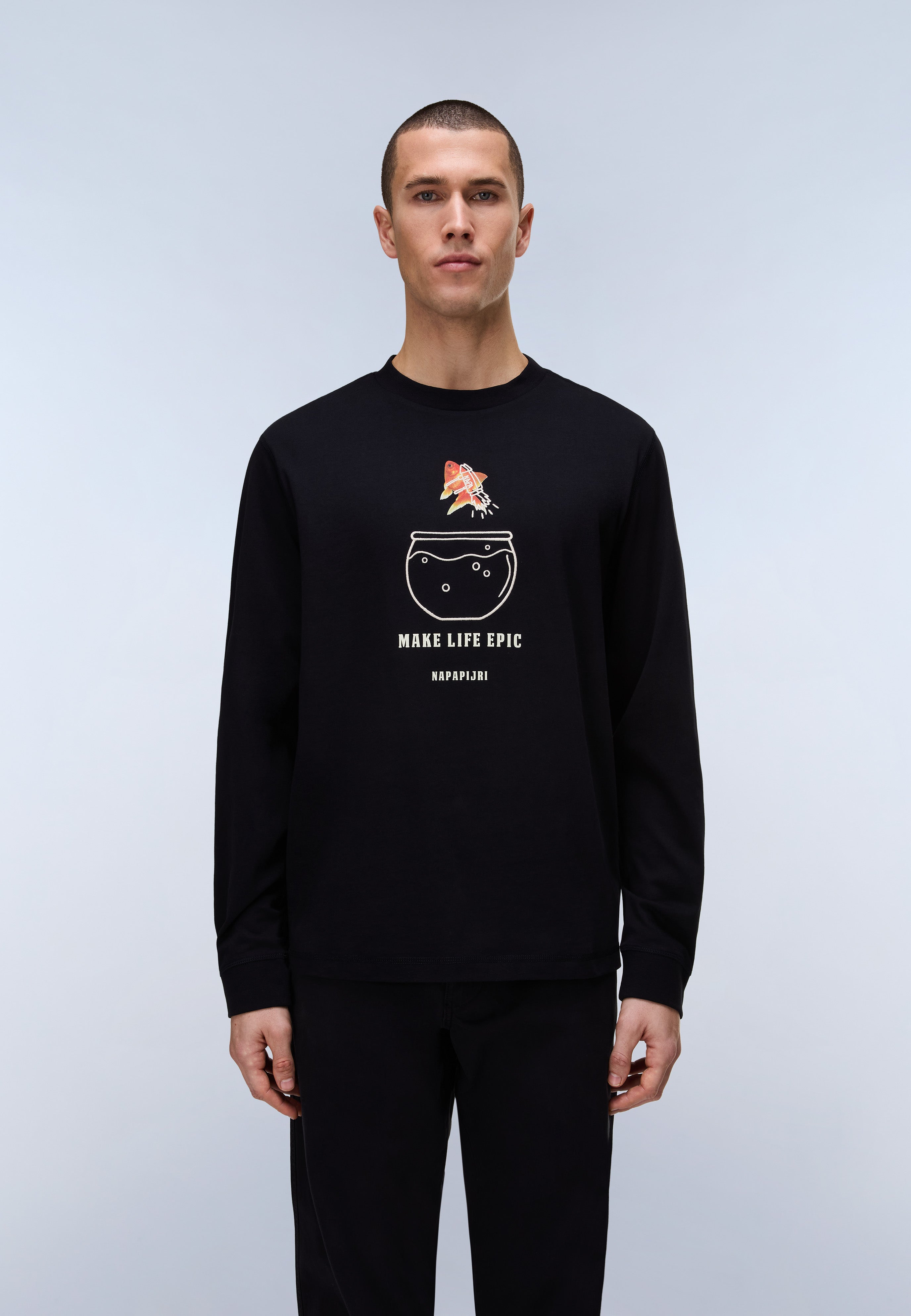 Napapijri Sol Long Sleeve T-Shirt Men Black FX2