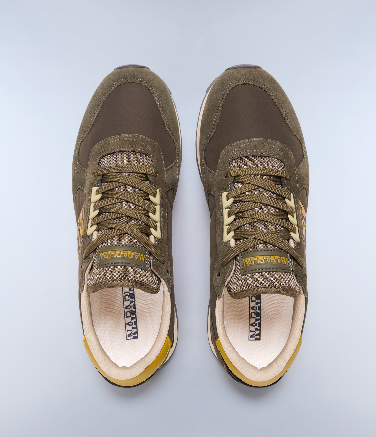 Sneaker Stab  - 4