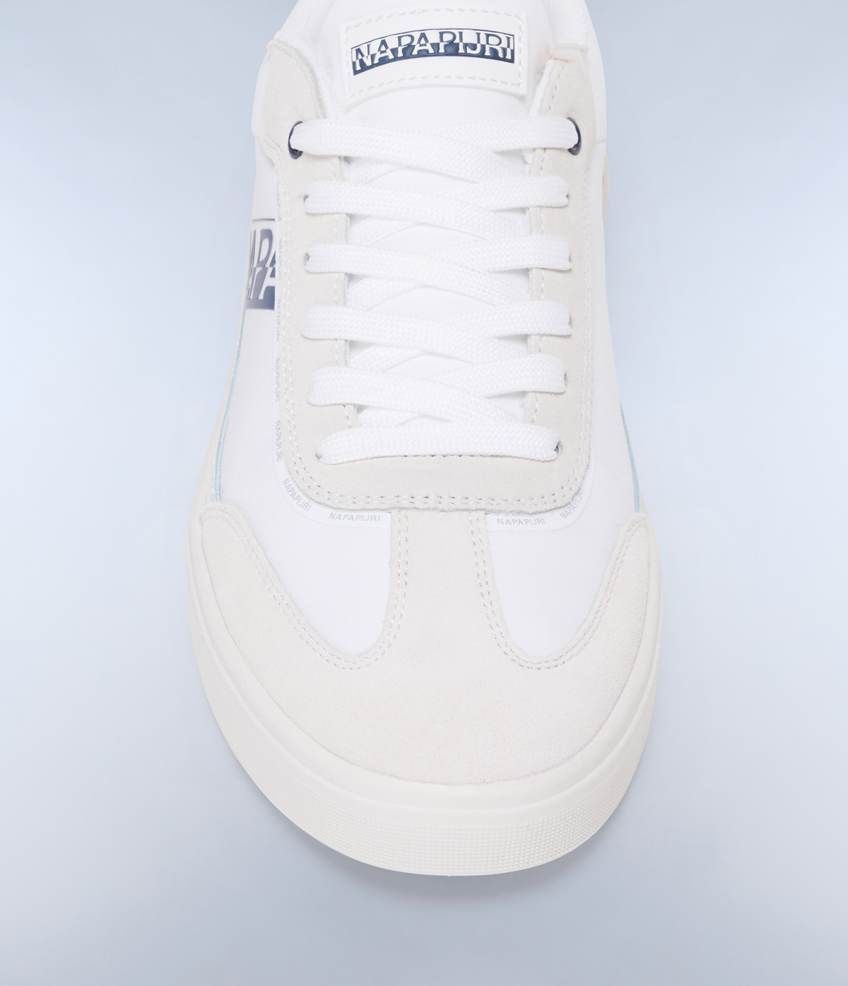 Sneaker Bark  - 7
