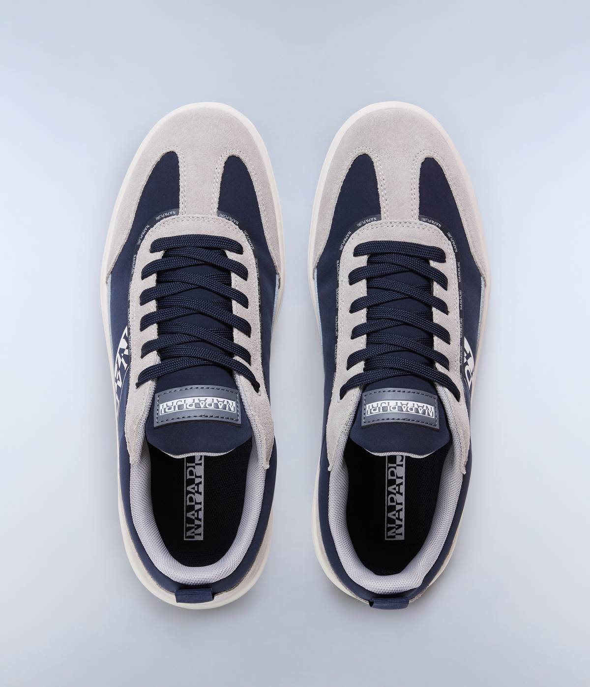Sneaker Bark  - 4