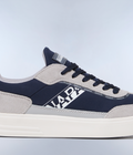 Sneaker Bark  - 8
