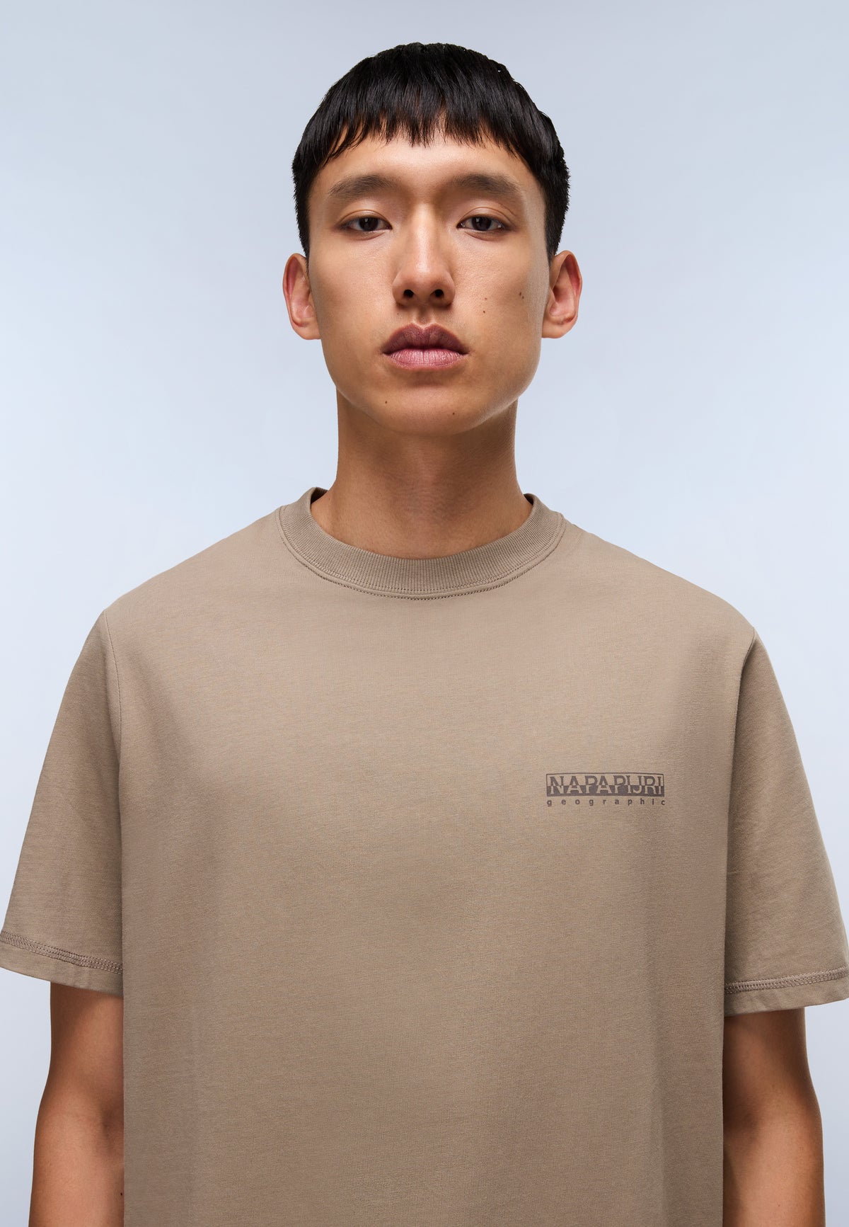 Camiseta de Manga Corta de Punto Back Graphic Beige - 2