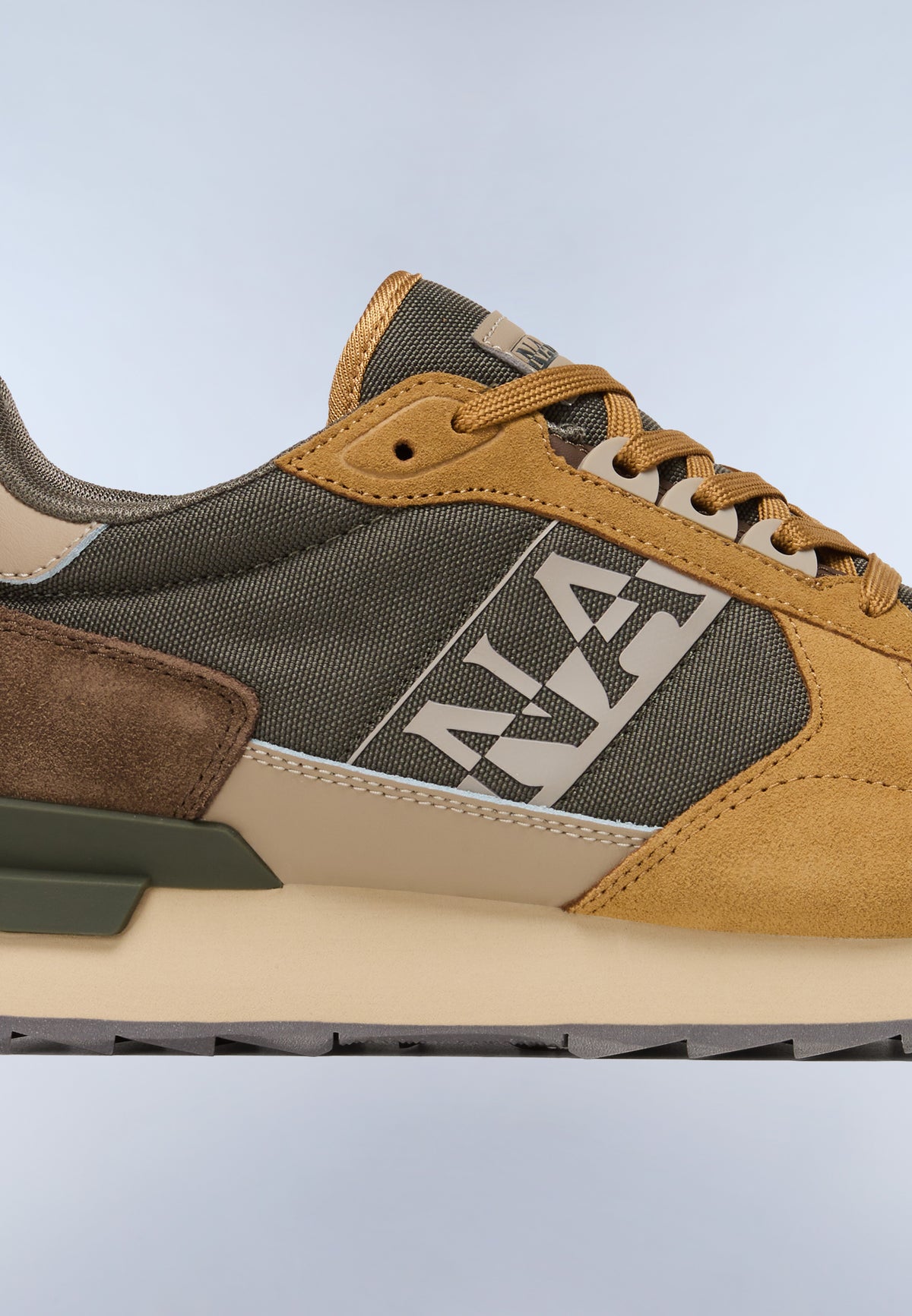 Sneaker Stab  - 8