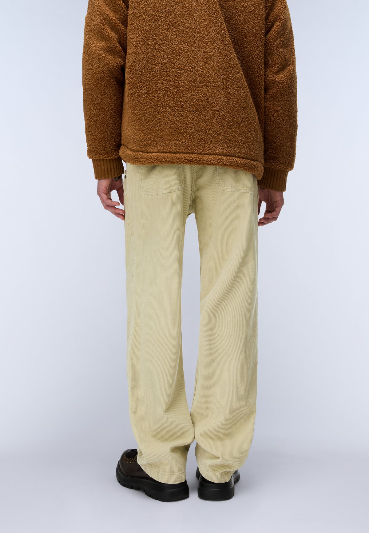 Hose Iverna  - 4
