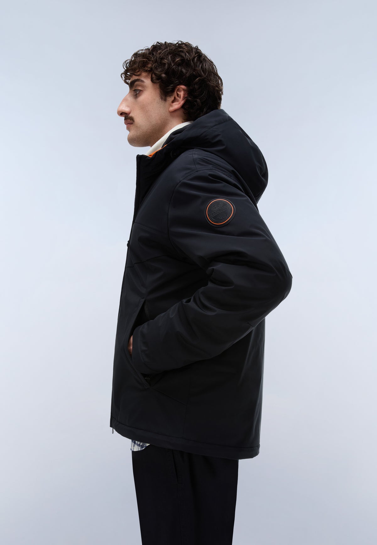 Serie 20-22 Short Jacket Black - 5
