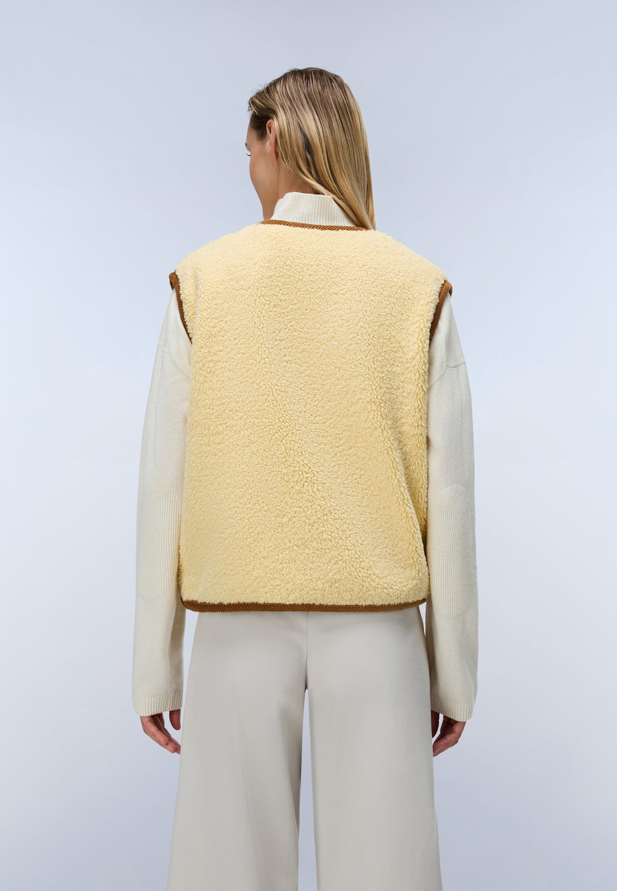 Bloom Vest Fleece Beige - 5