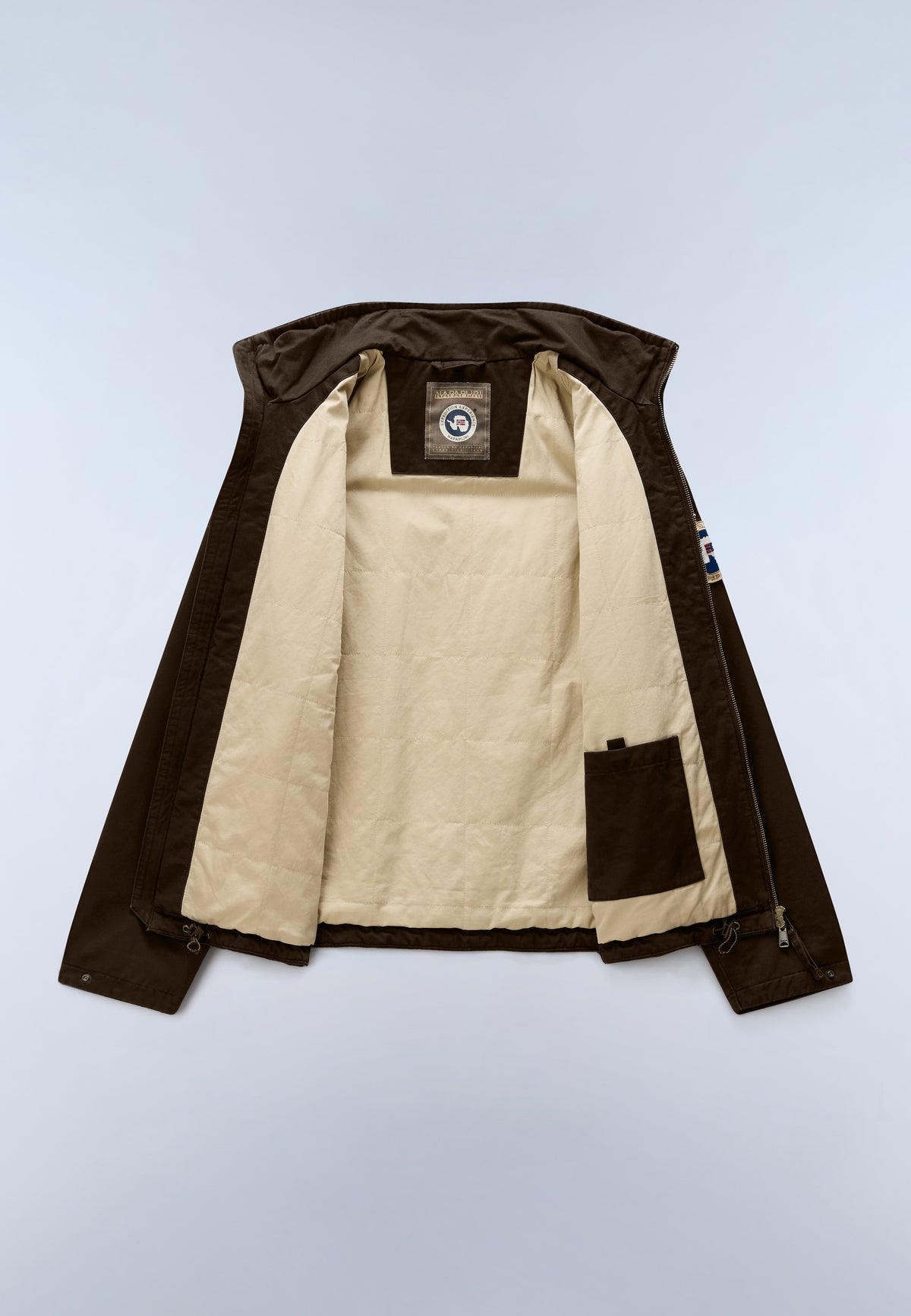 Veste Archive Stand  - 8
