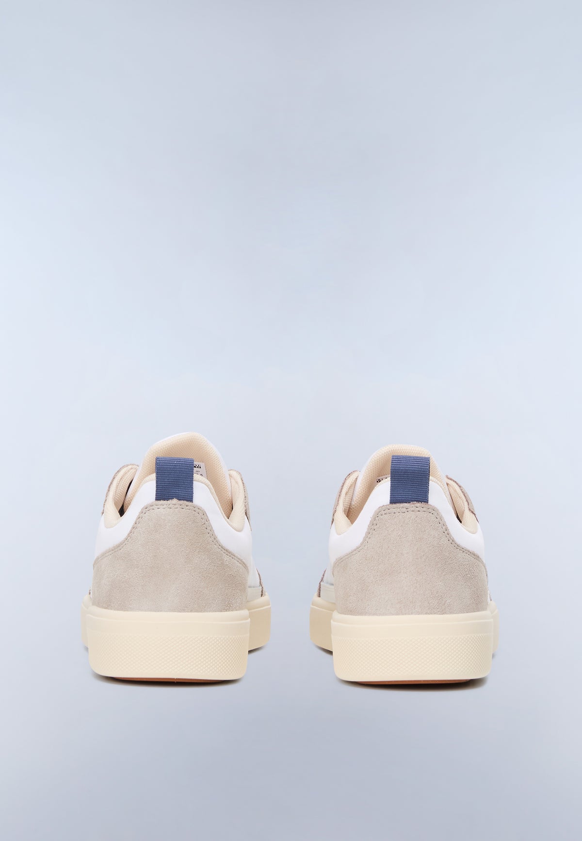 Sneaker Bark  - 2