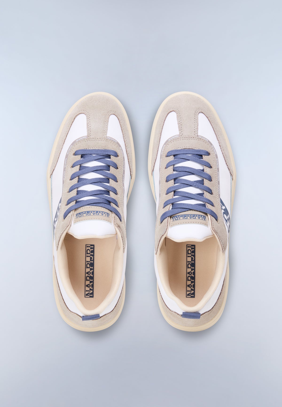 Sneaker Bark  - 4