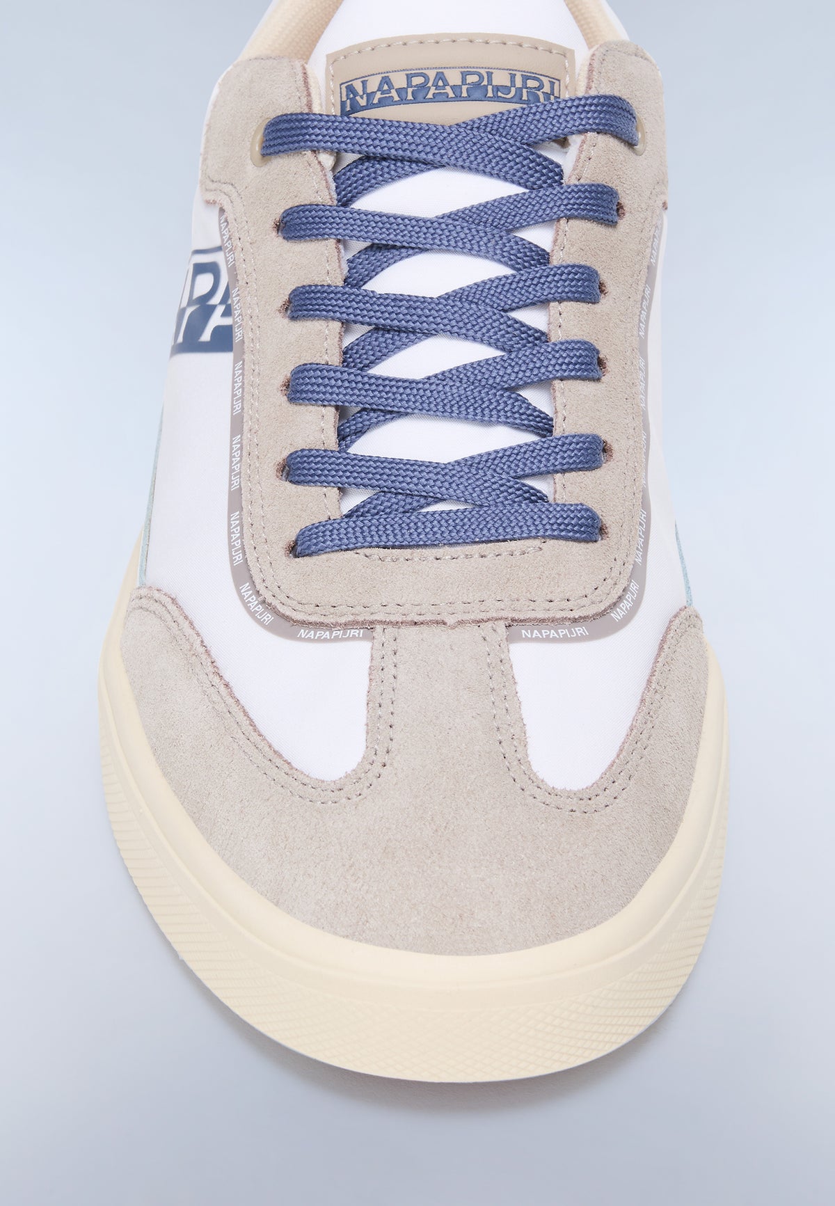 Sneaker Bark  - 7